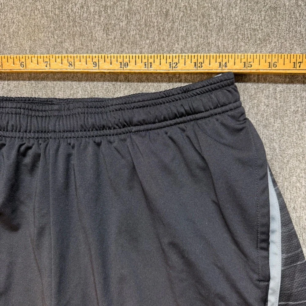 Nike Mens Dri-FIT Athletic Basketball Shorts Black Grey 645343-010 Size M